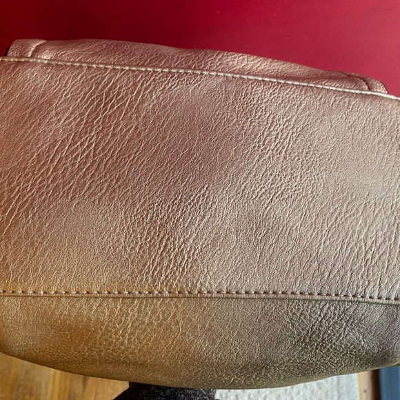 Ampere very soft Vegan Gold 3-way satchel, shoulder, crossbody holiday fun - Picture 9 of 9